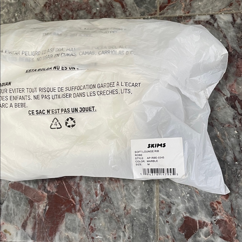 SKIMS Soft Lounge Ribbed Robe - Picture 11 of 11